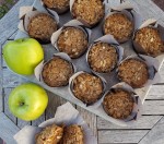 Vegan Spiced Apple Crumb Muffins